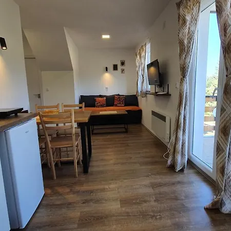 Nikolica Kuca Apartman Mitrovac