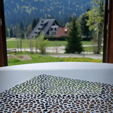 Nikolica Kuca Mitrovac